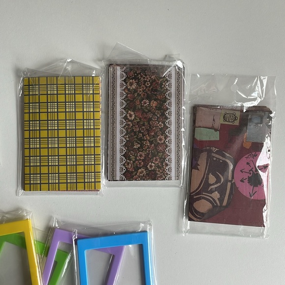 Instax Mini Bundle Set - Picture 3 of 7